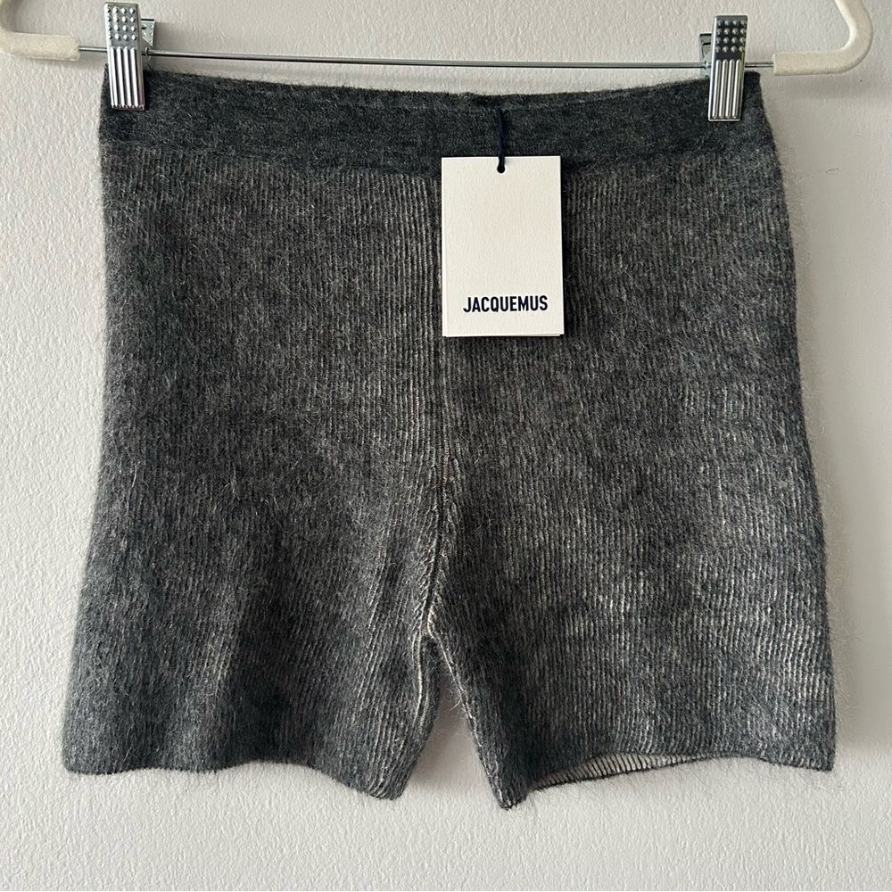 NWT JACQUEMUS Arancia Grey Striped Mohair Wool blend shorts - Picture 2 of 11